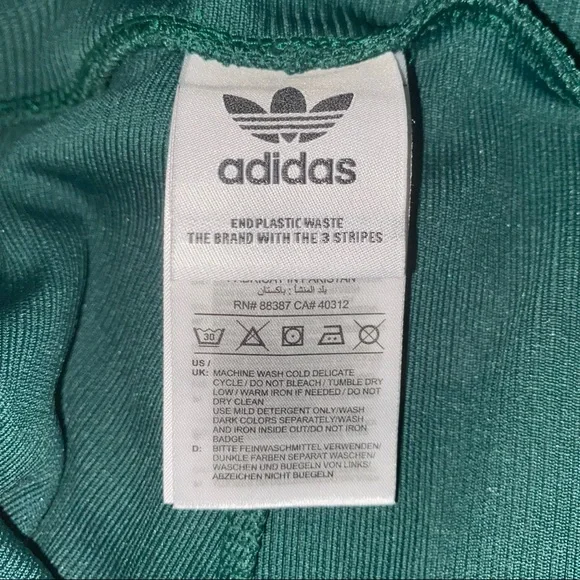 NWOT forest green adidas leggings - Picture 2 of 2